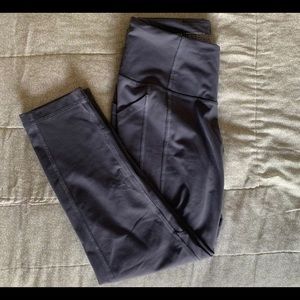 💥SOLD 💥Victoria secret knockout leggings